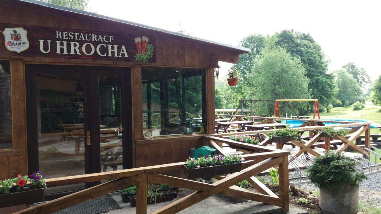 Penzion U Hrocha Lucany nad Nisou Exterior photo